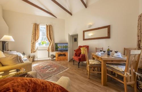 Goudhurst House | Discover The Mews: Guest Rated 9/10 for Unforgettable Stays