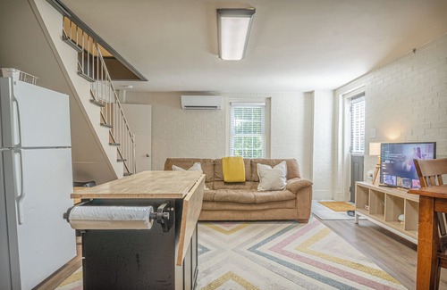 Columbus House | The Midtown Cozy Nook - Near Fort Moore