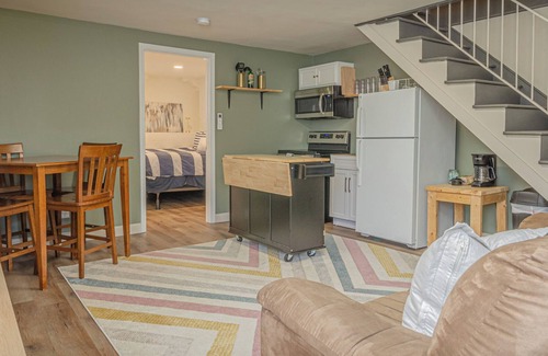 Columbus House | The Midtown Cozy Nook - Near Fort Moore
