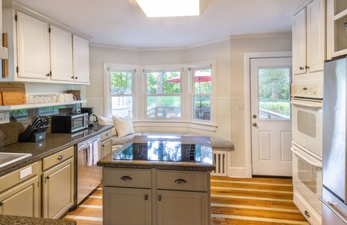 Wilmington House | Exceptional Midtown Oasis in Downtown Wilmington Awaits!
