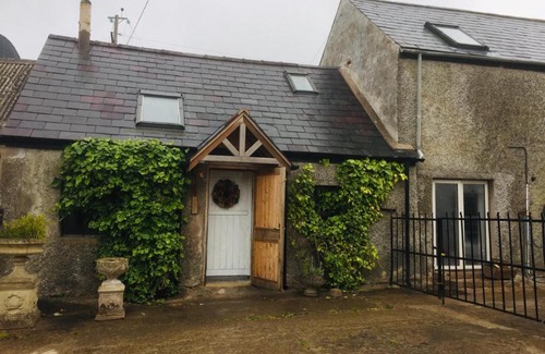 Maghera Apartment | Experience Comfort at The Milk House - Rated 9.3/10
