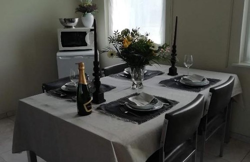 Ravels House | Discover The Mill 2380: Guest Rated 9.1/10 Experience