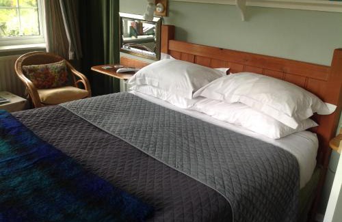 Berwick St James Bed & Breakfast | Experience The Mill House: Rated 9/10 by Guests
