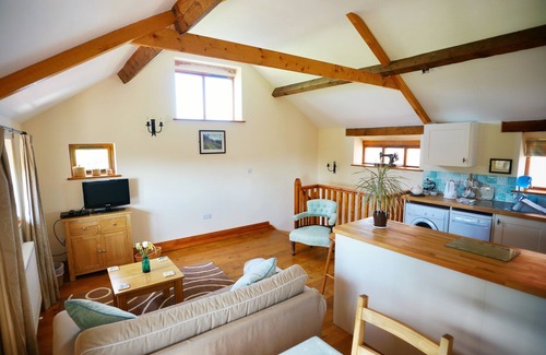 Monmouth House | Discover The Mill: Pet-Friendly Barn Retreat with Breakfast