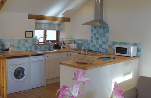 Monmouth House | Discover The Mill: Pet-Friendly Barn Retreat with Breakfast