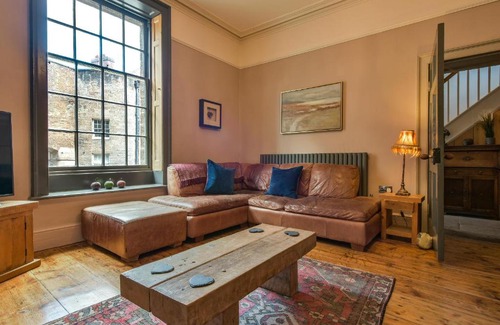 Cromford House | Discover The Mill Managers House: Family-Friendly Retreat