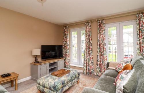 Todmorden House | Stay at The Milne: 4-Star, Pet-Friendly, Rated 10/10