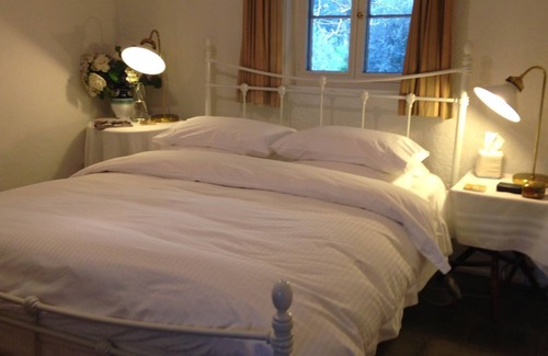 Cockatoo Valley Bed & Breakfast | Exceptional The Miners Cottage Barossa: Family-Friendly Retreat