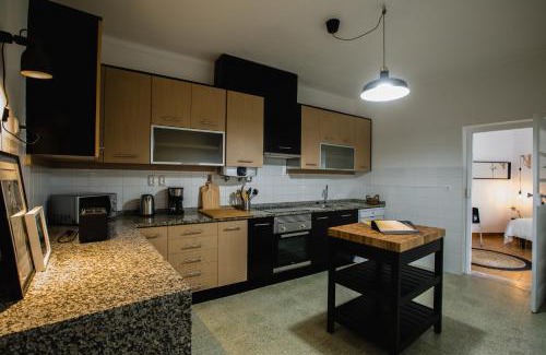 Bombarral Apartment | Oceanfront Serenity at The Minimal House II, Rated 8.9/10