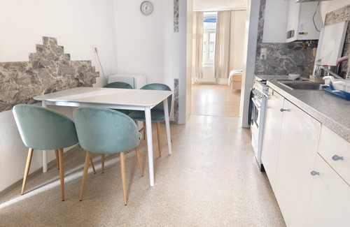 Meidling Apartment | The MINT Apartment - Schönbrunn Palacen