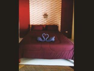 Koh Tao House | Discover The Miracle Guesthouse & Diving with Ocean Views