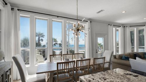 Seacrest House | Experience The Mirage: Oceanfront Family-Friendly Escape