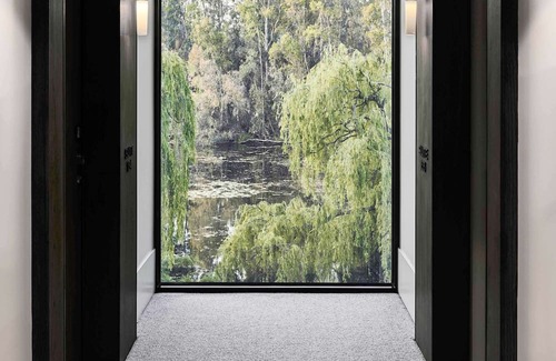 Mitchellstown Hotel | Experience The Mitchelton Hotel Nagambie - 4-Star Excellence