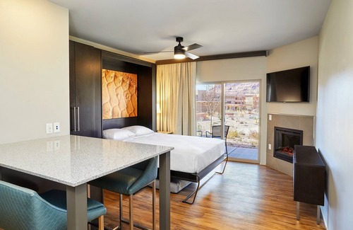 Moab Resort | The Moab Resort Studio