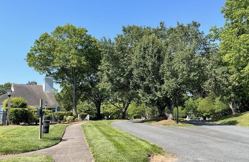Marlwood Acre Condo | Discover The Modern Hidden Gem: 2BR with Balcony Retreat