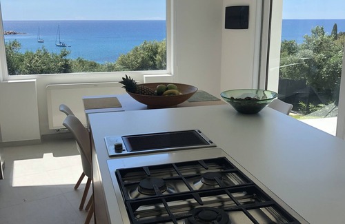 Arbatax Villa | Experience Modern Elegance at The Modern House - Porto Frailis Bay