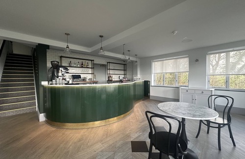 Chittlehamholt Cottage | Discover The Mole Resort: Ideal for Families with Pool & Spa