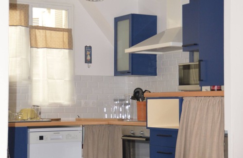 Gap Apartment | Experience The Monache Loggia: 10/10 & Family-Friendly Amenities