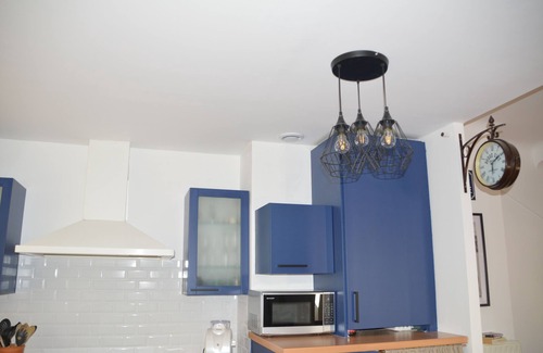 Gap Apartment | Experience The Monache Loggia: 10/10 & Family-Friendly Amenities