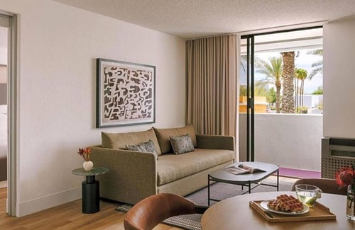 Civic Center Mall Resort | Cozy Stay at The Monarch: Pool, Spa & Family-Friendly Fun