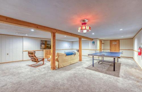 North Woodstock House | Pet-Friendly Retreat at The Monk's Cottage in White Mountains