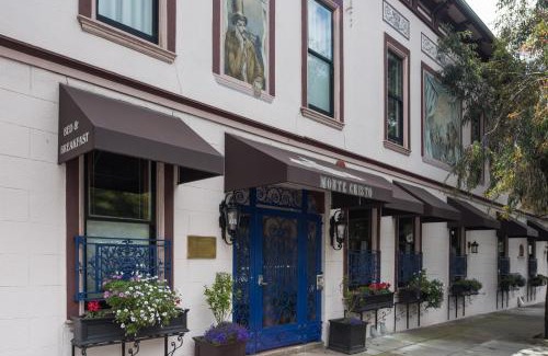 Lower Pacific Heights Bed & Breakfast | Exceptional Monte Cristo Bed and Breakfast with Delightful Breakfast