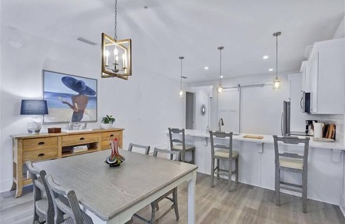 Jekyll Island Condo | Oceanfront Retreat at Moorings 22: Your Dream Getaway Awaits