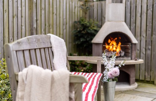 Rhosneigr House | Explore The Moorings: 5-Bedroom Villa Near Rhosneigr Beaches