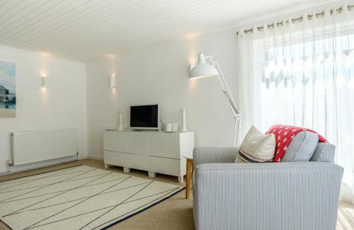 Rock House | Relaxing Retreat at The Moorings - 4-Star Family-Friendly Stay
