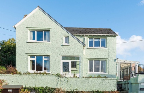Fowey Cottage | Discover The Moorings: Pet-Friendly Retreat Near Fowey