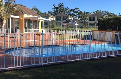 Sussex Inlet House | Experience The Moorings Resort: Pool, Tennis & Private Jetties