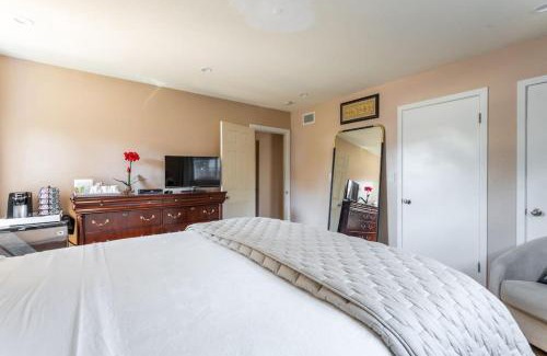 Westmont House | Family-Friendly Retreat at The Morales – Perfect for Kids!
