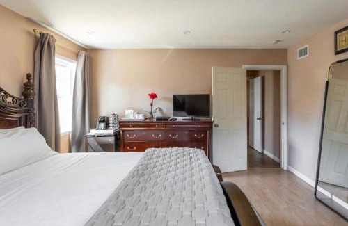 Westmont House | Family-Friendly Retreat at The Morales – Perfect for Kids!