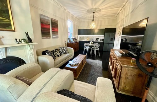 Mosman House | Discover The Mosman Cottage @ Alegria with Spa & Hot Tub