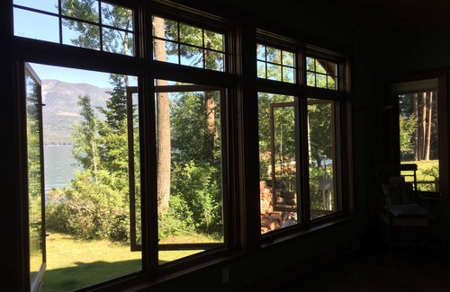 Finley Point House | Unforgettable Waterfront Retreat at Flathead Lake