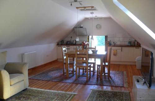 Hay-on-Wye House | Discover The Motor House: Guest Rated 9.6/10 for Quality