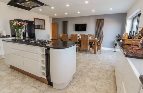 Prestatyn House | Discover THE MOUNT: Family-Friendly Holiday Cottage in Prestatyn