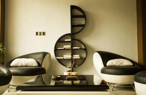 Xiangxi House | Scenic Mountain Views at The Mountain and Views Guesthouse