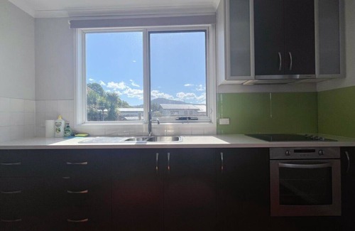 Risdon Vale House | Family-Friendly Retreat at The Mountain Riveting House