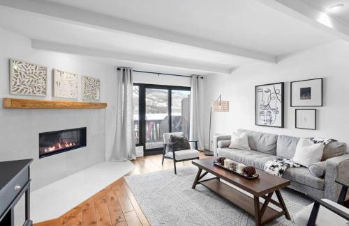 Mont-Tremblant Apartment | Discover The Mountain View Condo: A 4-Star Retreat