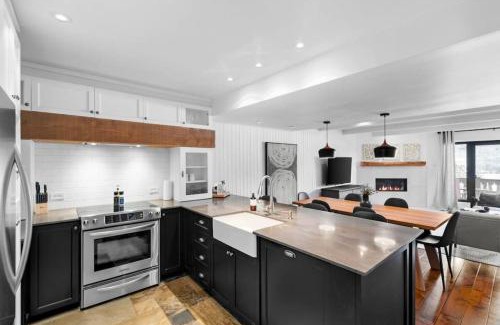 Mont-Tremblant Apartment | Discover The Mountain View Condo: A 4-Star Retreat