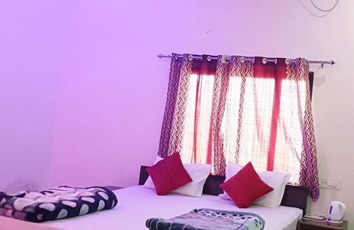 Khajuraho House | Experience Oceanfront Bliss at The Mountain View Home Stay