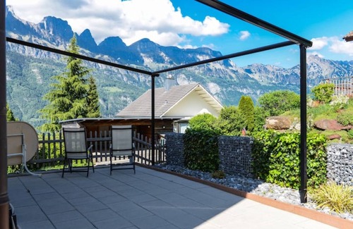 Quarten Apartment | Experience The Mountains are Calling Retreat with Spa & Lake View