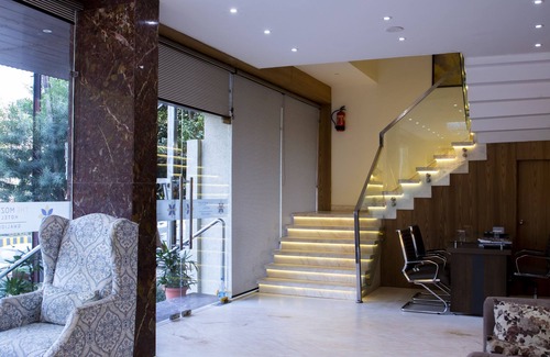 Gwalior Hotel | Discover The Moziac Gwalior: Family-Friendly Comfort Awaits