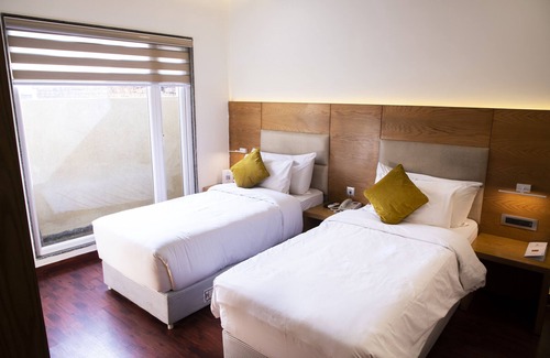 Gwalior Hotel | Discover The Moziac Gwalior: Family-Friendly Comfort Awaits