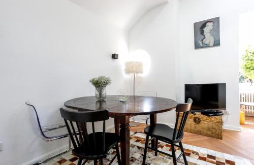 Bad Wilhelmshoehe House | Discover the Mulang House: Pet-Friendly & Family-Oriented Stay