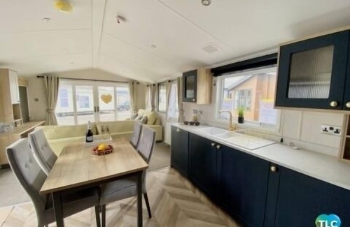 Skegness House | Exceptional Oceanfront Getaway at The Mulberry Mews
