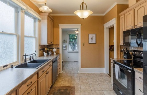 Tri-Cities House | The Muldrow House