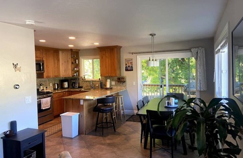 Murray House | Discover The Murray Cottonwood Circle Near Canyons!