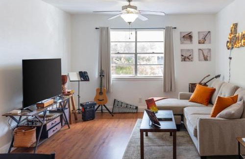 Hyde Park House | The Music House - Austin